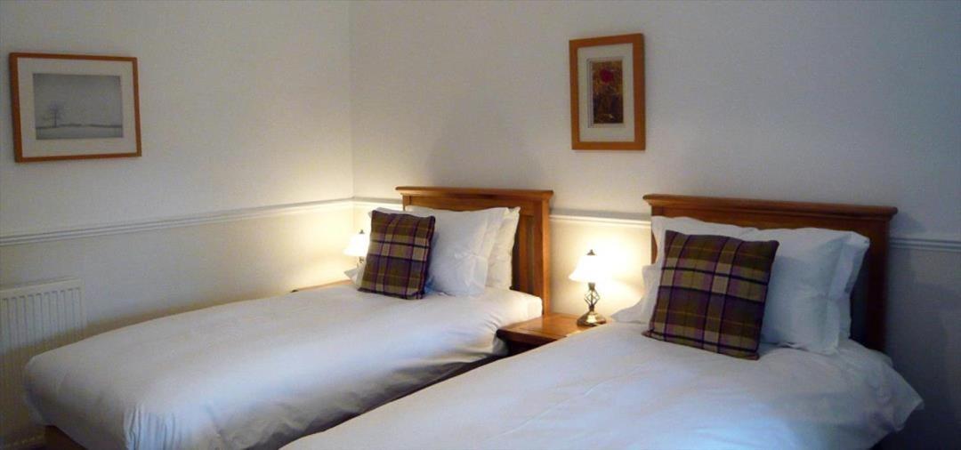 Ivy Cottage Bed And Breakfast Braemar Exterior photo